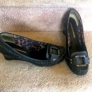 Italian leather shoes,size 7.